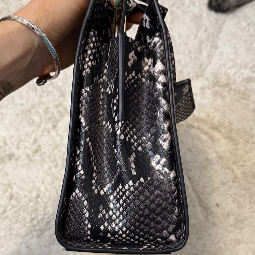 NWOT Michael Kors Penelope Top Handle Satchel - Picture 5 of 10